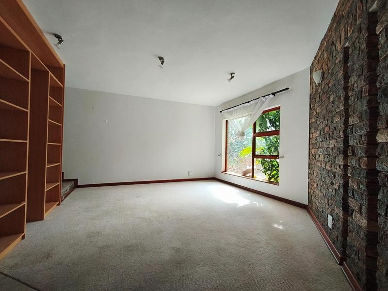 5 Bedroom Property for Sale in Oatlands North Eastern Cape